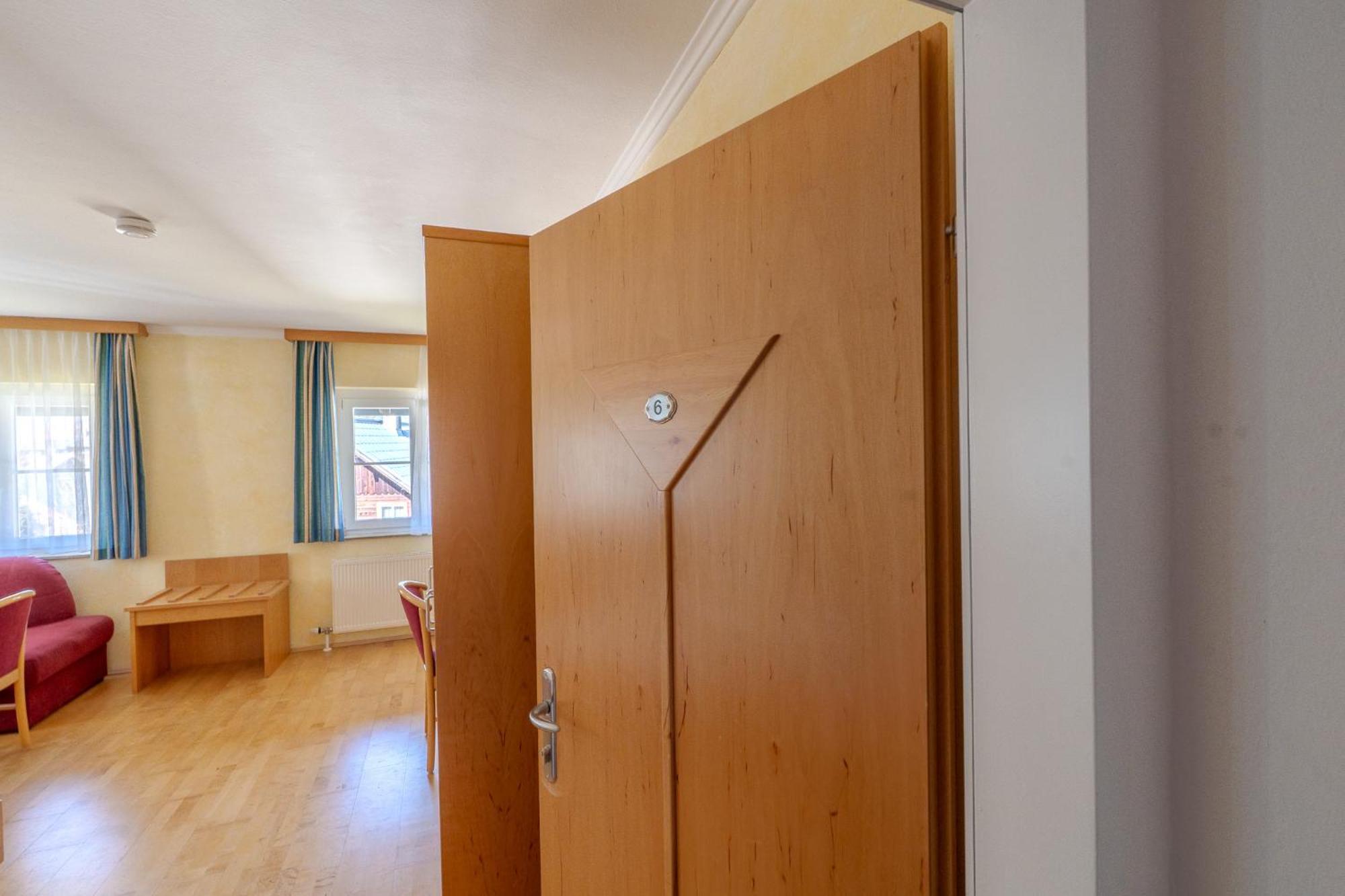 Whats-App Self-Check-In - Villa Maria Theresia Bad Goisern Quarto foto