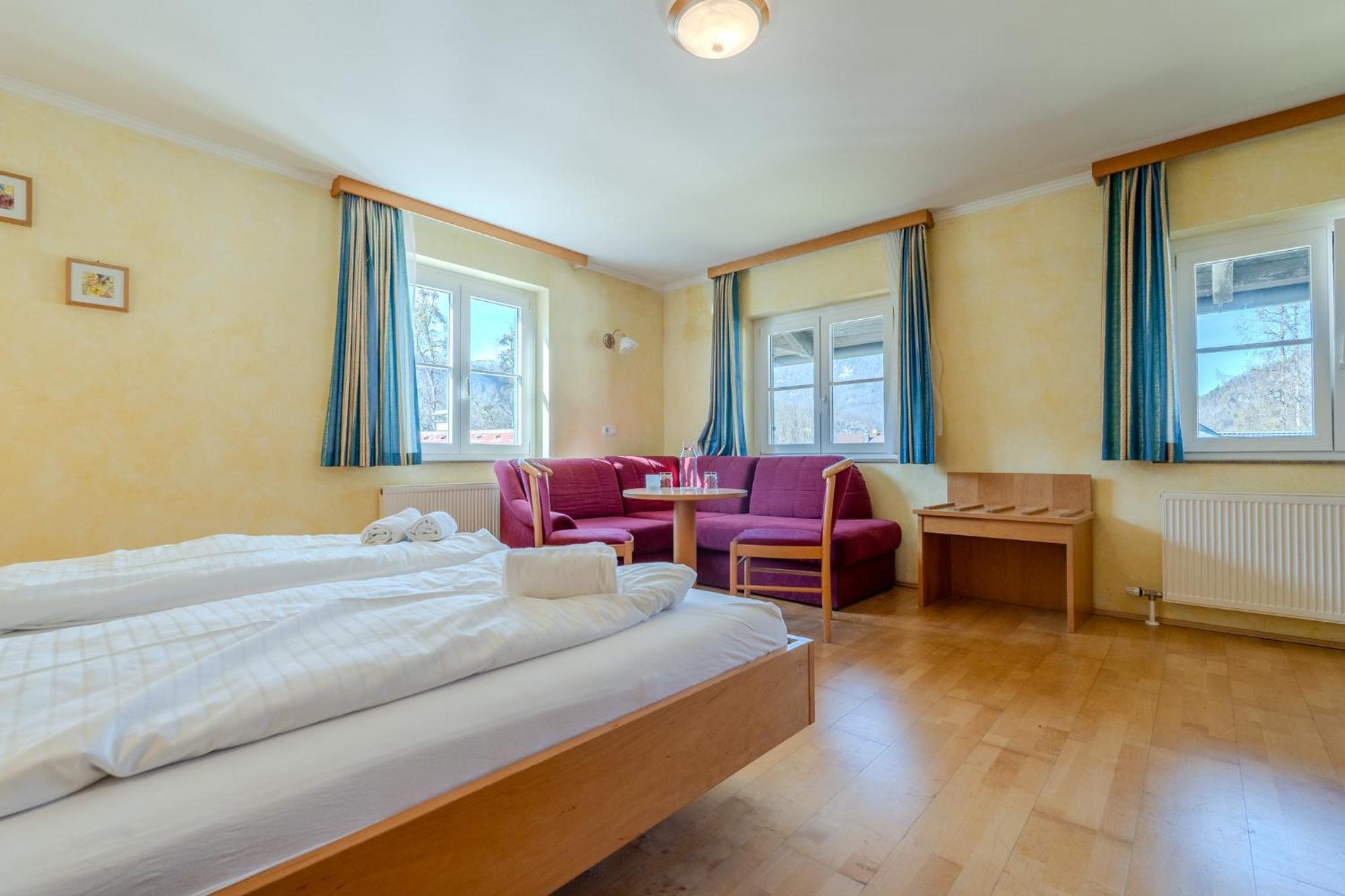Whats-App Self-Check-In - Villa Maria Theresia Bad Goisern Quarto foto