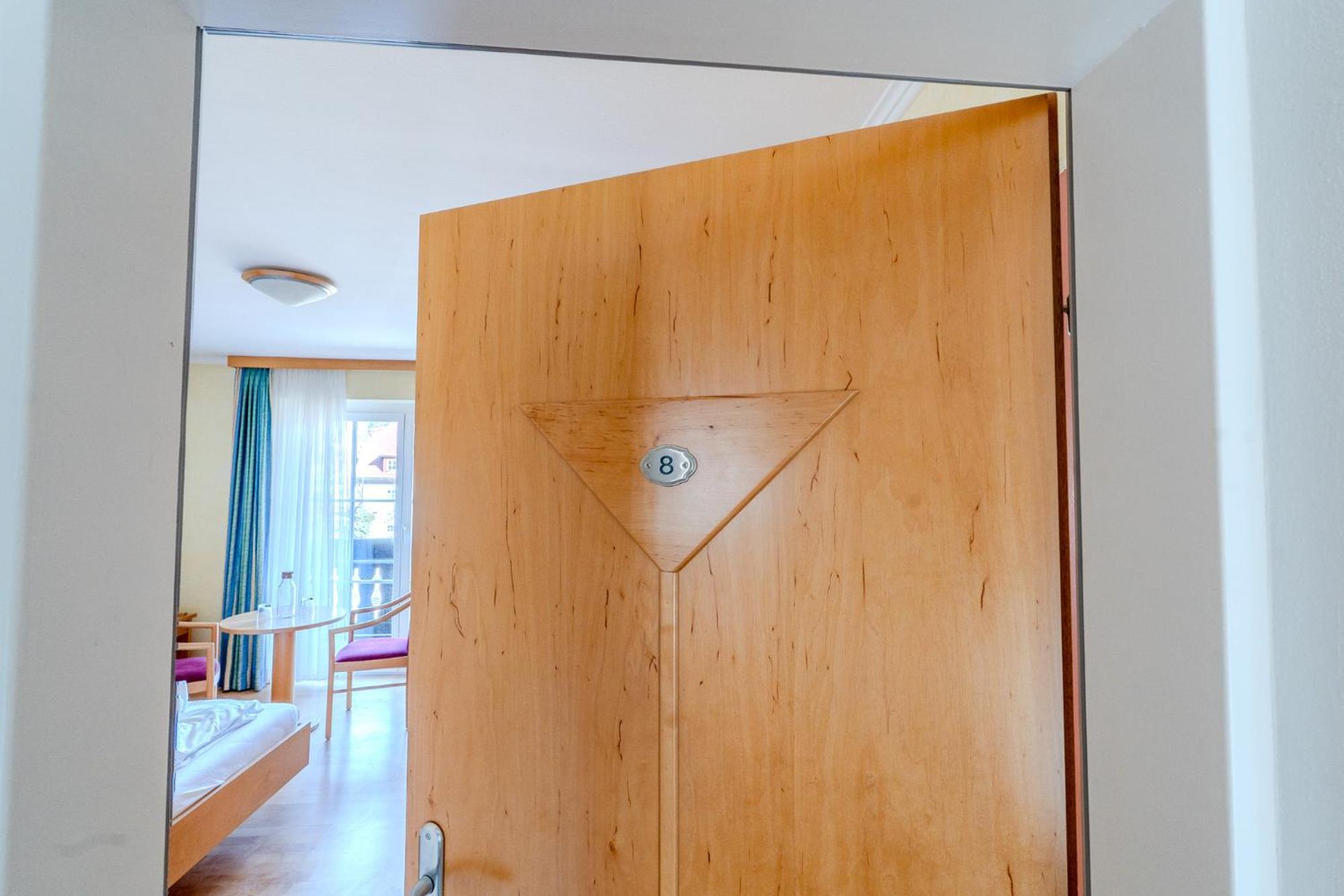 Whats-App Self-Check-In - Villa Maria Theresia Bad Goisern Quarto foto